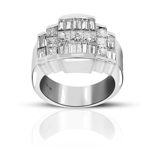 Exquisite Invisible Princess-cut and Baguette Style Cocktail Ring 14 Karat White Gold